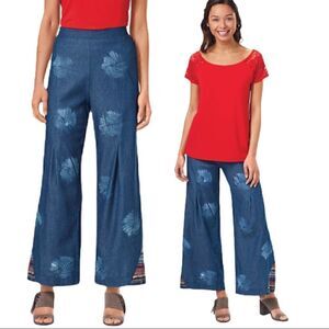 The Pyramid Collection Tribal Print Ankle Pants